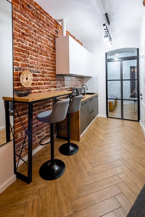 Romari Апартаменти Lviv Ngoại thất bức ảnh