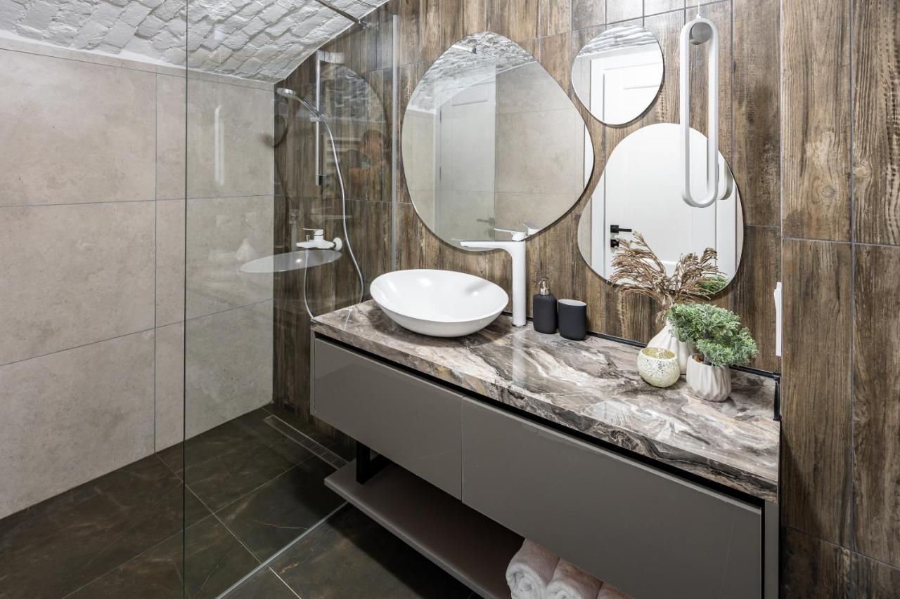 Romari Апартаменти Lviv Ngoại thất bức ảnh